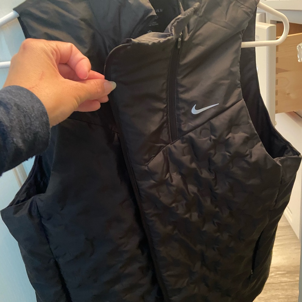 Nike Black Lightweight Vest